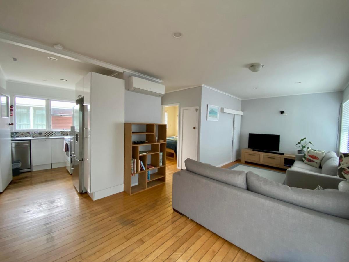 The Ngarata Nest ~ Amazing Location In Downtown Mount Villa Mount Maunganui Bagian luar foto
